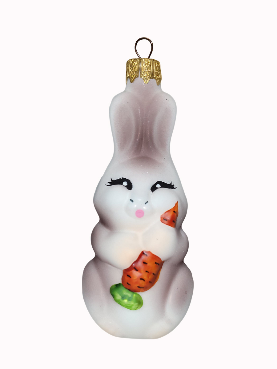Заяц с морковкой белый, формовая игрушка
